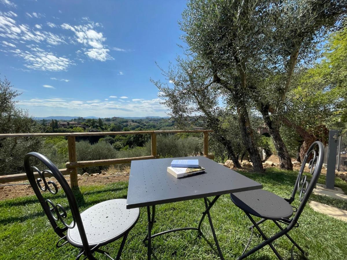 Oliveta Del Verde Appartamento Con Grande Giardino 500Mt Dal Centro Siena Bagian luar foto